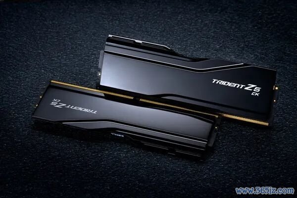 4-DIMM主板初次冲突!芝奇DDR5内存跑出9200MT/s:仅1.1V电压